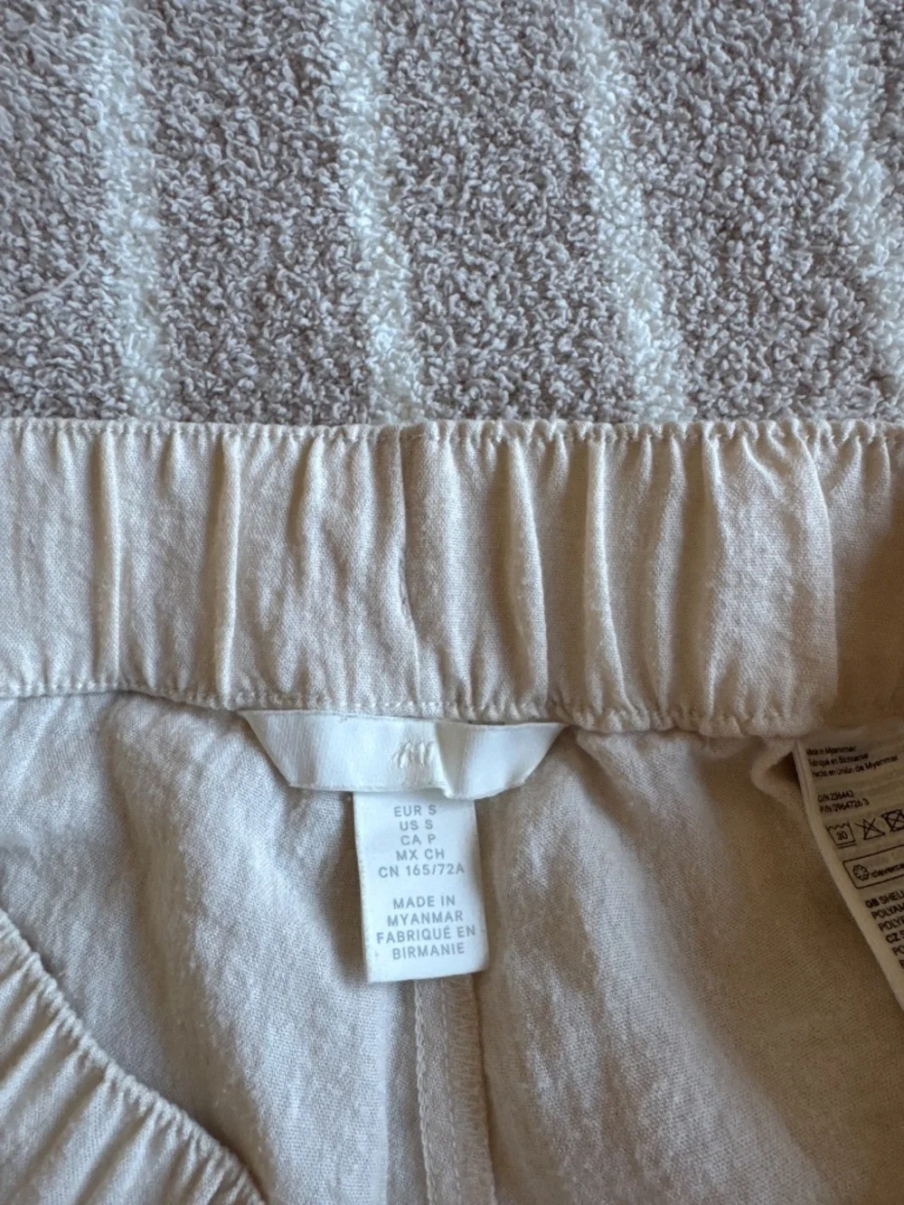 H&M white cream